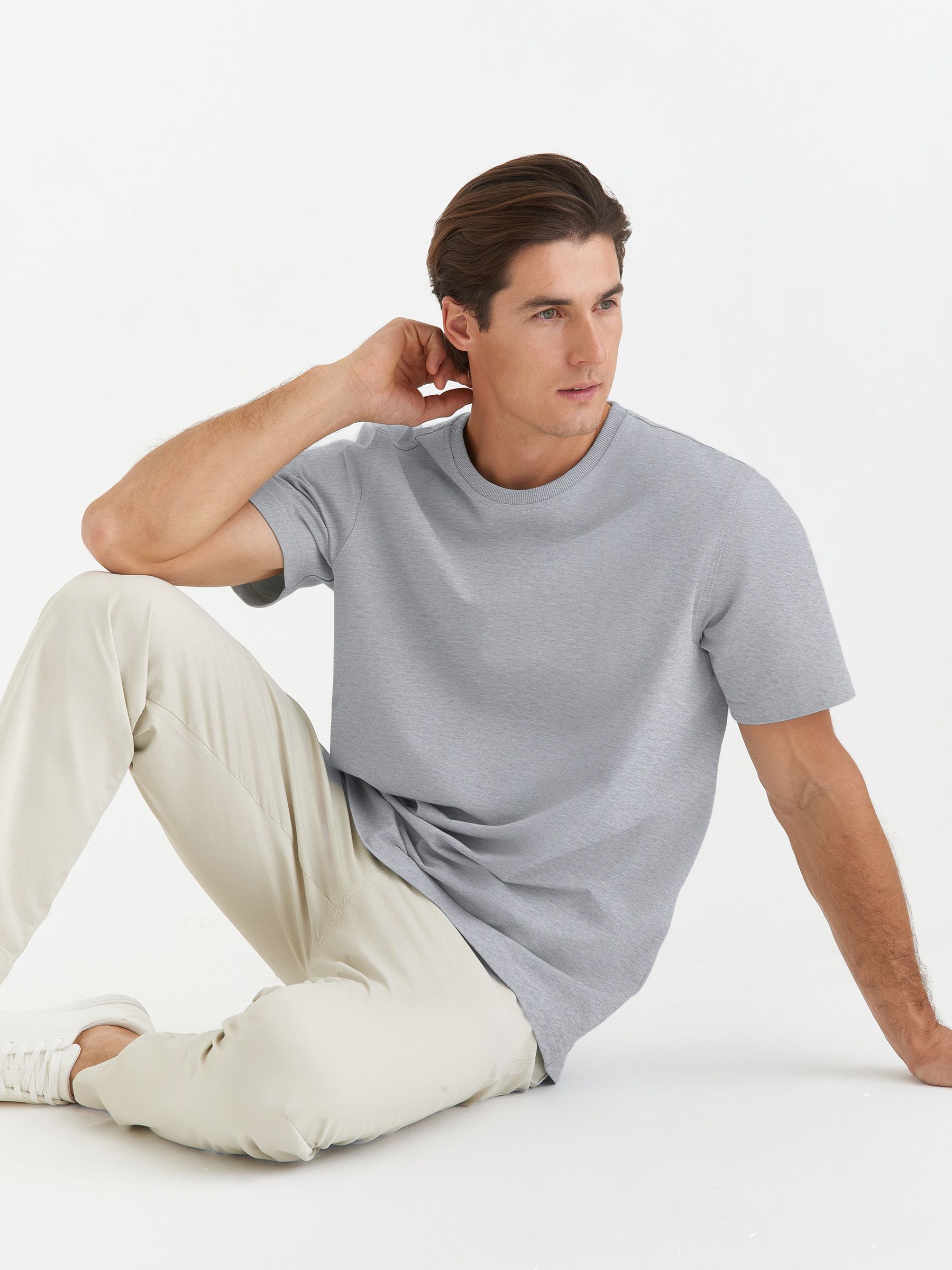 

Футболка мужская SMLXL wear U-база монохром серая M, Серый, U-база монохром