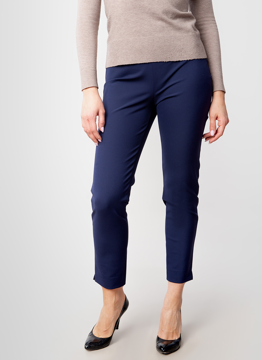 

Брюки женские Avelontailor 59406 синие 50 RU, 59406