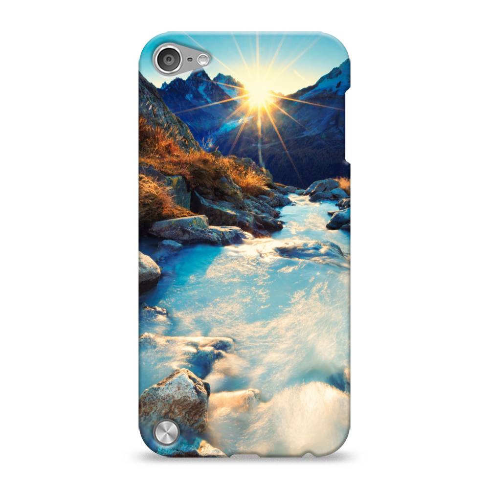 

Пластиковый чехол "Восход 7" на Apple iPod Touch, 11120-3