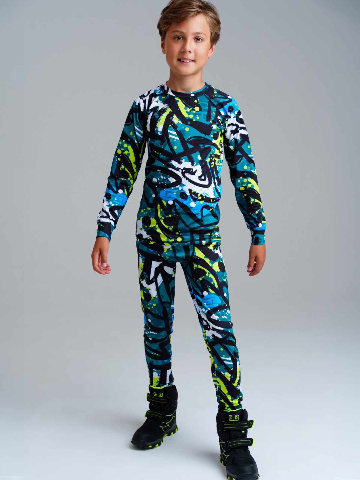 

Термобелье детское комплект PlayToday 32411154, черный, 170, 32411154