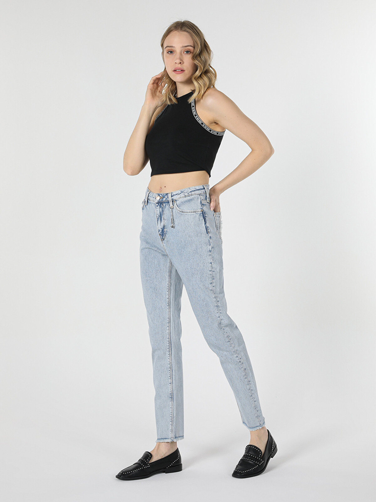 

Джинсы женские Colin's CL1059325_Q1.V1_DN42004 голубые 29-30, Голубой, CL1059325_Q1.V1_DN42004