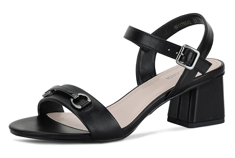 

Босоножки женские T.Taccardi 227902 черные 40 RU, Черный, 227902