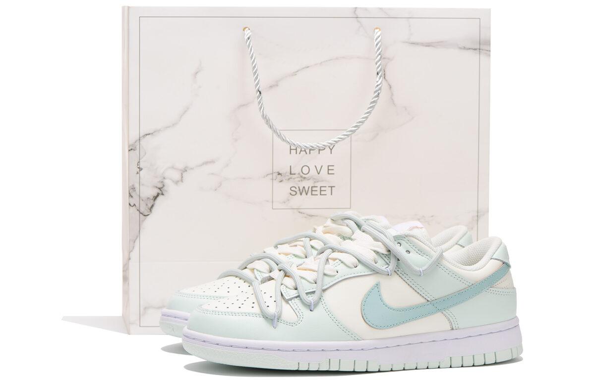 

Кеды унисекс Nike Dunk Low белые 38.5 EU, Белый, Dunk Low