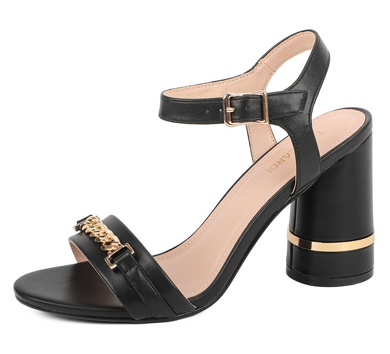 

Босоножки женские T.Taccardi 228310 черные 38 RU, Черный, 228310