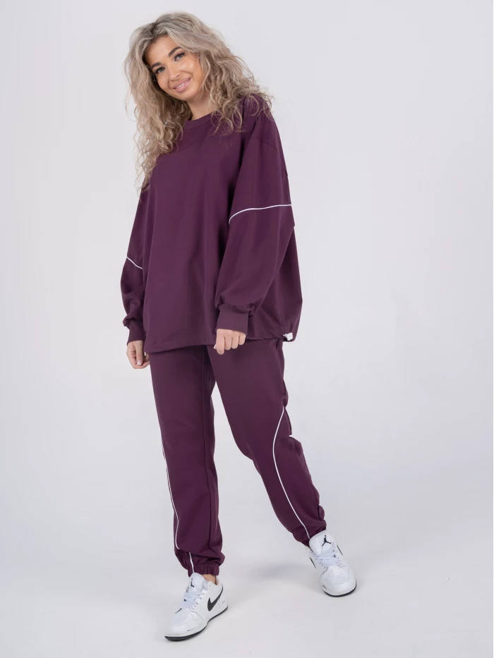 

Костюм женский Cool Look OVER фиолетовый 52 RU, OVER
