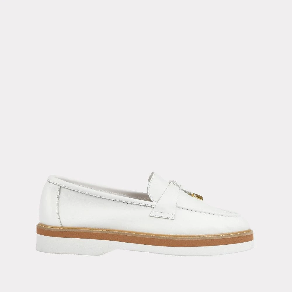 фото Мокасины женские versiya shop 557 5530 белые 40 ru