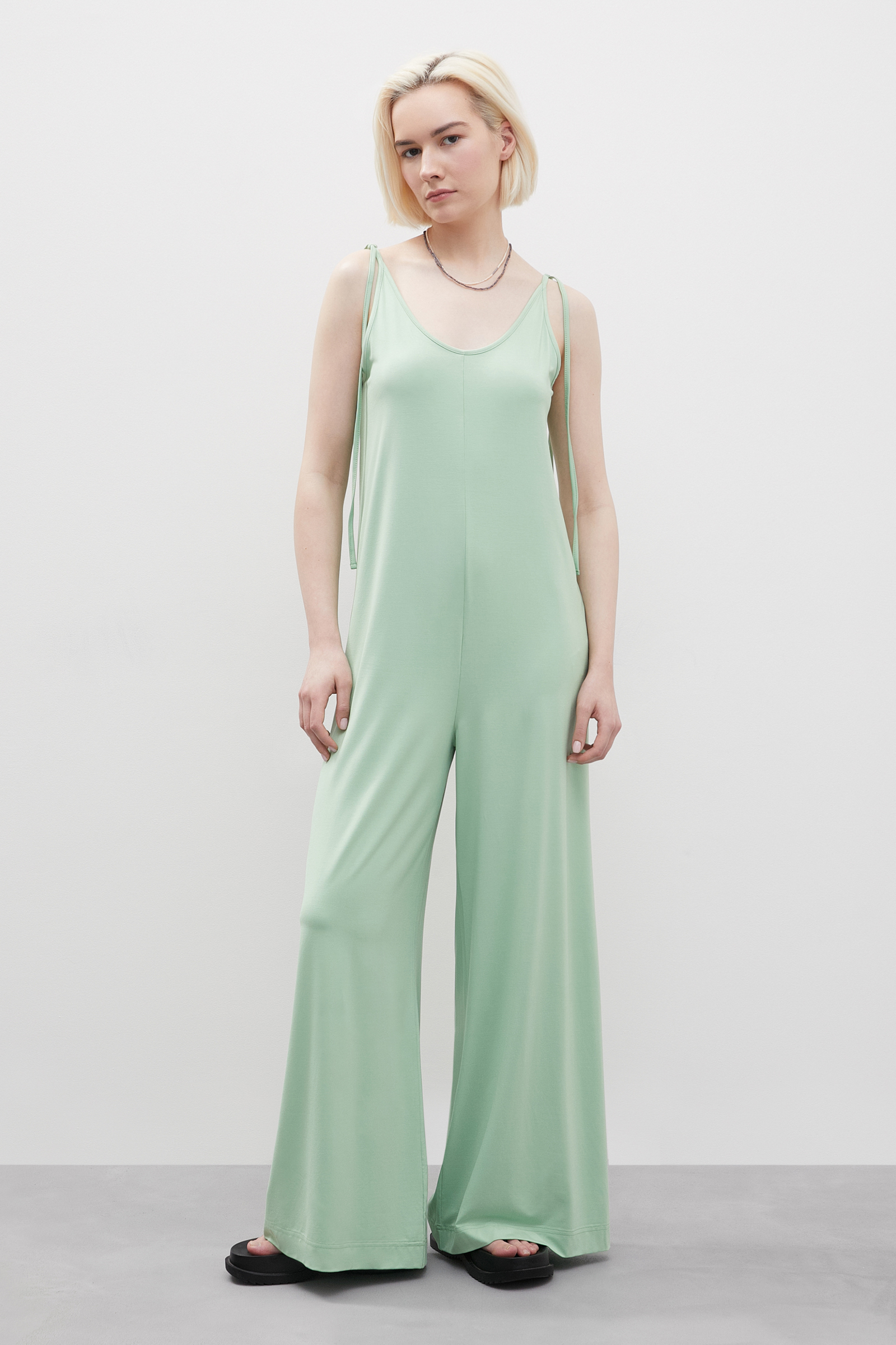 Комбинезон женский Finn Flare FSD110111 зеленый L