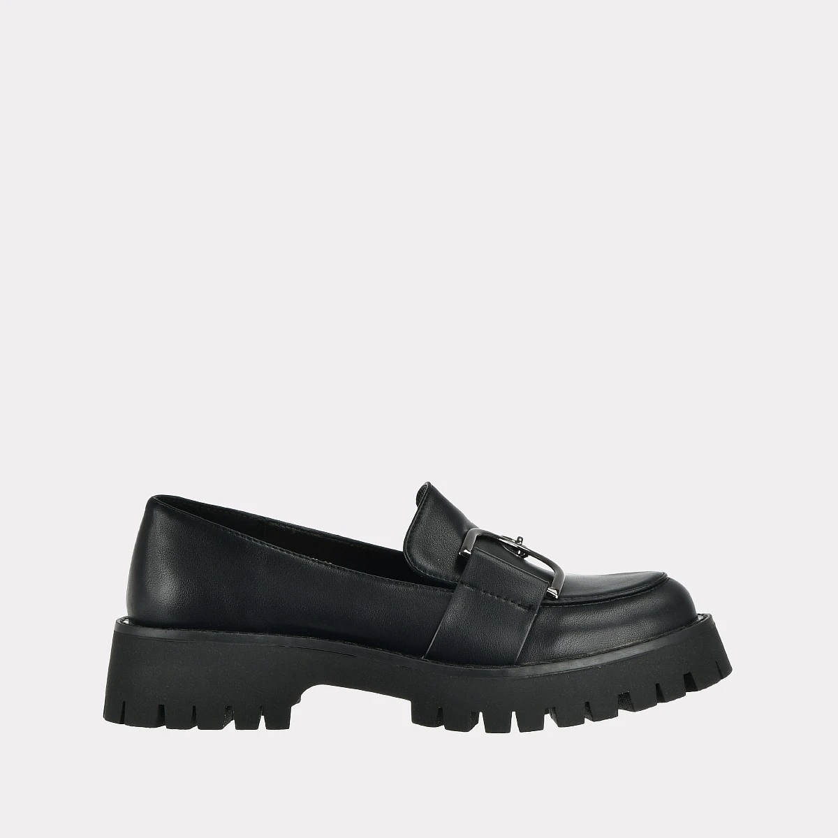 

Лоферы женские Versiya shop H143 черные 38 RU, H143