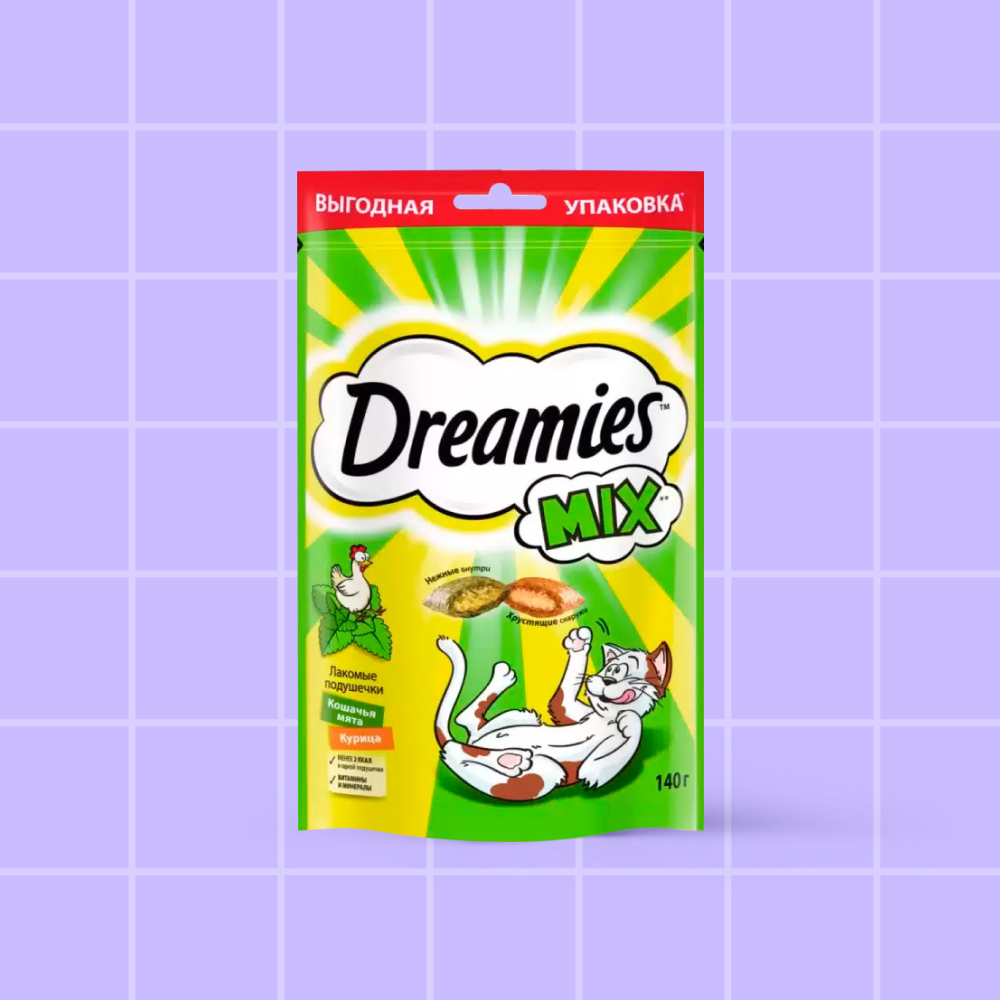 Лакомство Dreamies MIX для взрослых кошек, с мятой и курицей, 140г