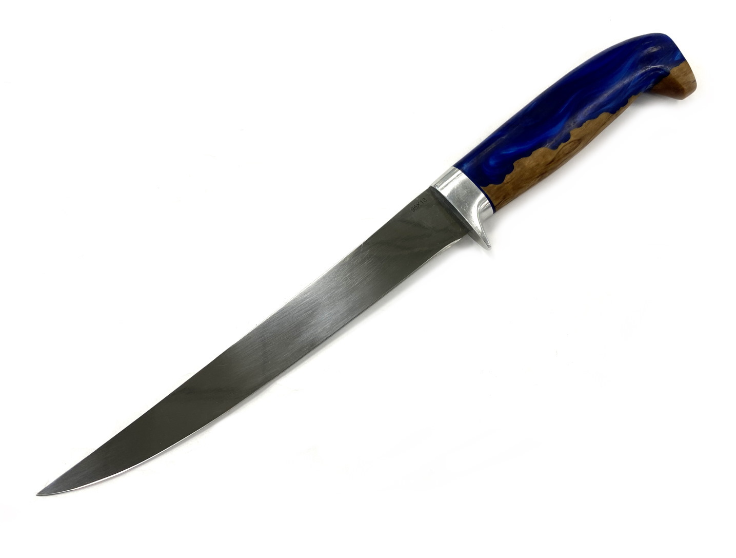 Нож Ворсма филейный большой, сталь 95х18, карельская береза, акрил