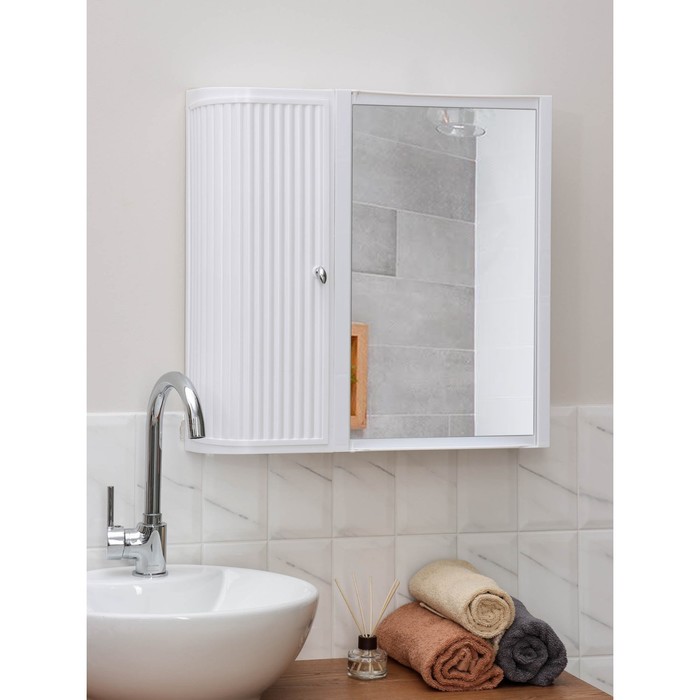 Набор для ванной комнаты Berossi Hilton Premium Left, цвет белый (НВ 33601000)