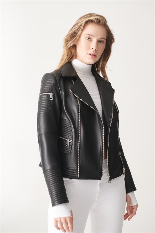 Куртка женская Black Noble 334 черная XL (товары доставляются из-за рубежа)