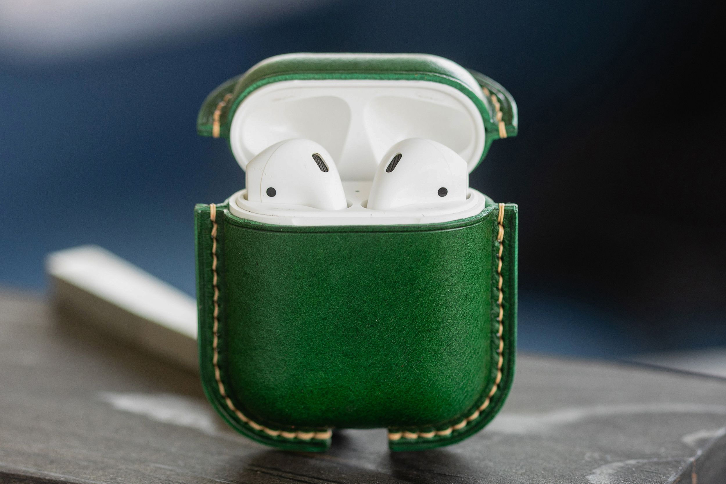 

Чехол для AirPods 1 / AirPods 2 из натуральной кожи Зелёный, Зеленый, Airpods1