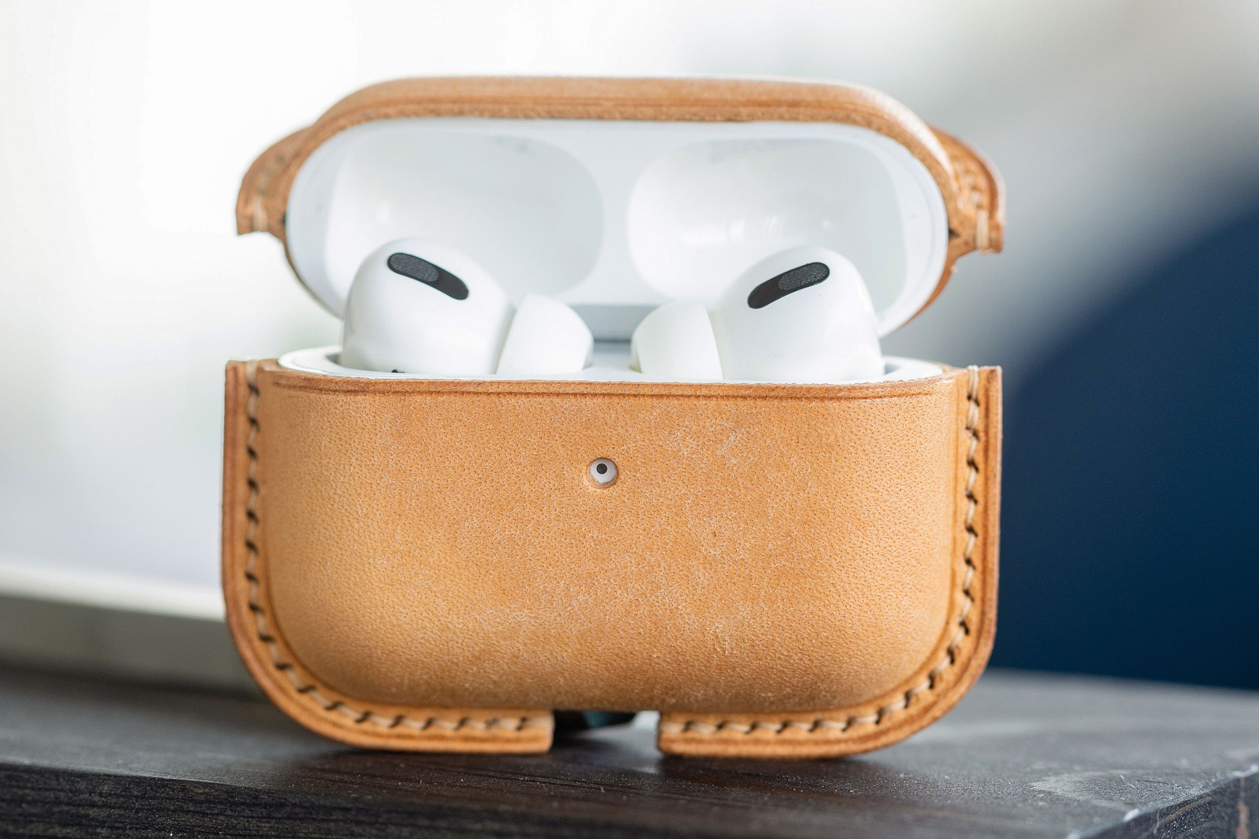 

Чехол для AirPods Pro и AirPods Pro 2 из натуральной кожи Бежевый, Airpods Pro
