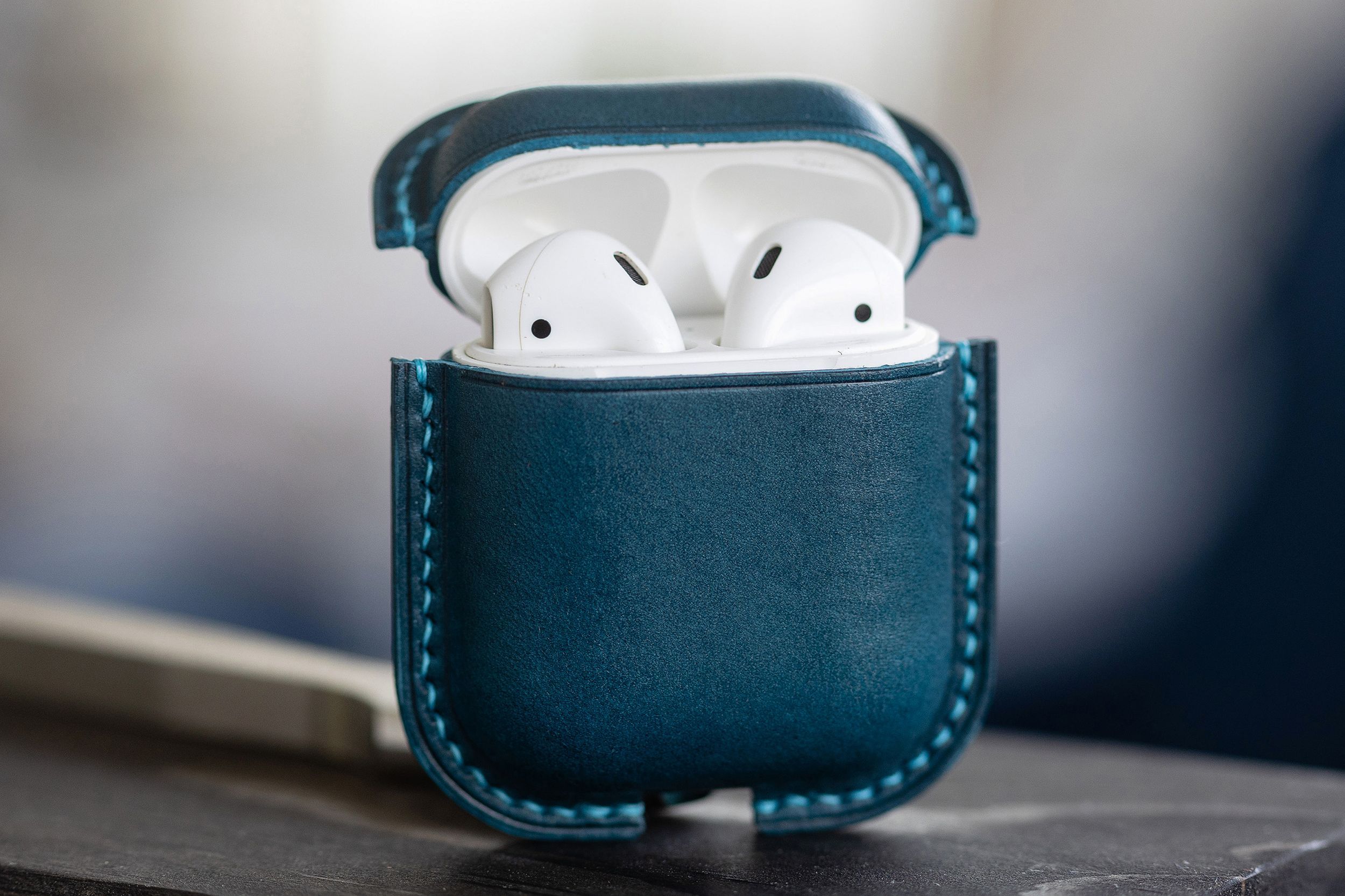 

Чехол для AirPods 1 / AirPods 2 из натуральной кожи Синий, Airpods1