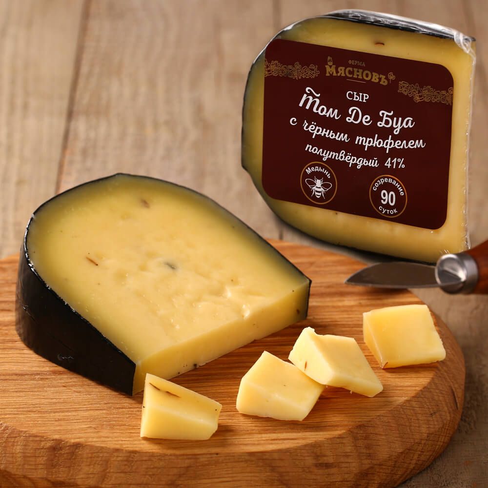 Сыр полутвердый МясновЪ ФЕРМА Том де Буа с черным трюфелем полутвердый 41% +-200 г
