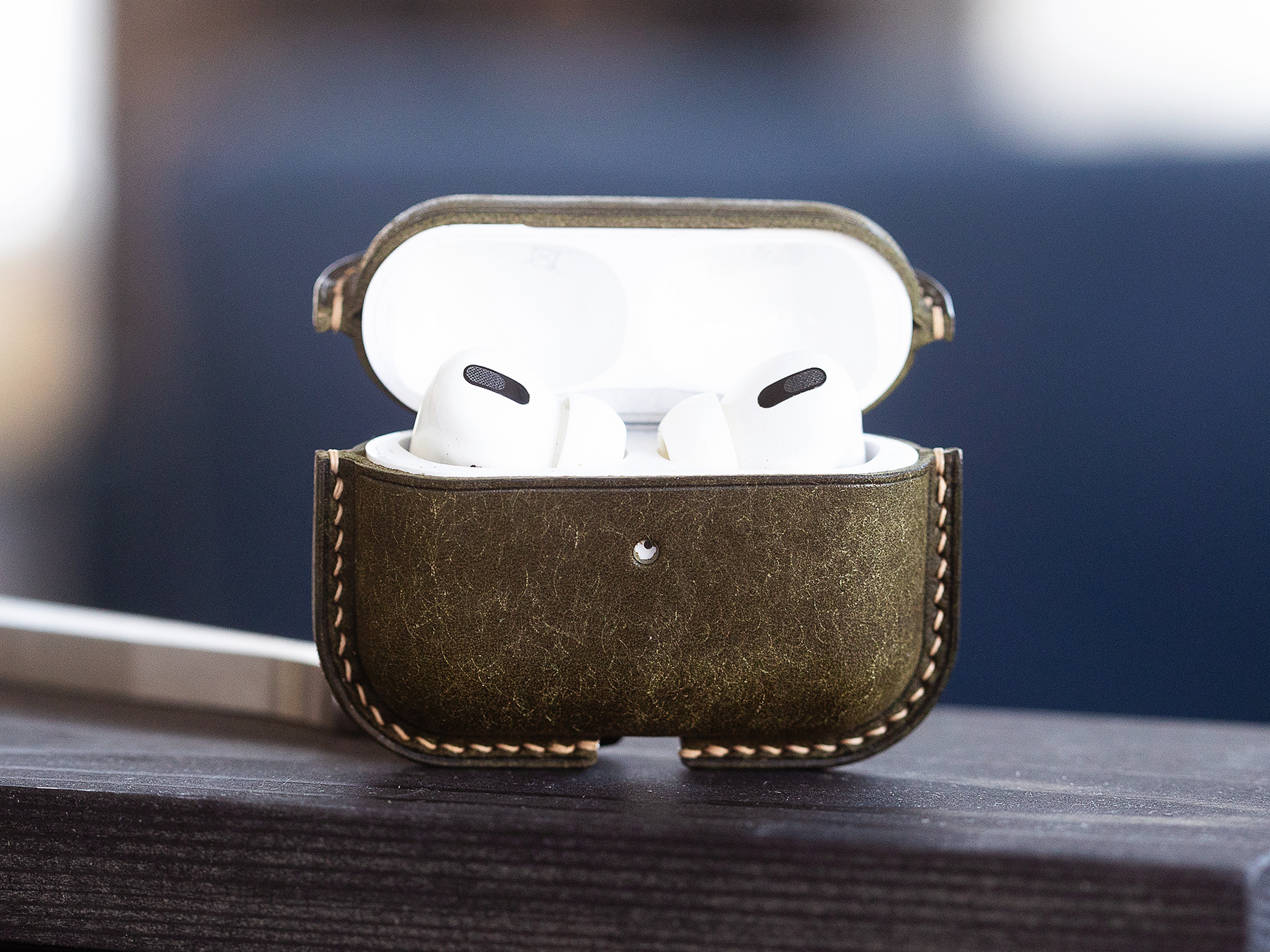 

Чехол для AirPods Pro и AirPods Pro 2 из натуральной кожи Оливковый, Зеленый, Airpods Pro