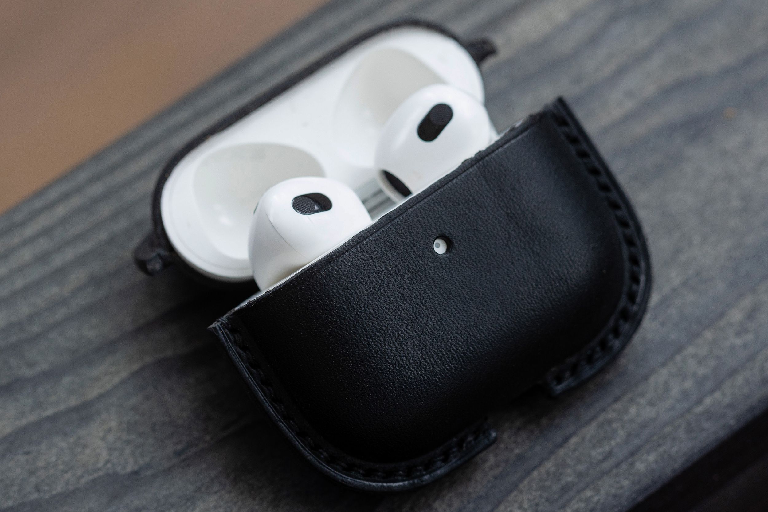 

Чехол для AirPods 3 из натуральной кожи Чёрный, Черный, Airpods3