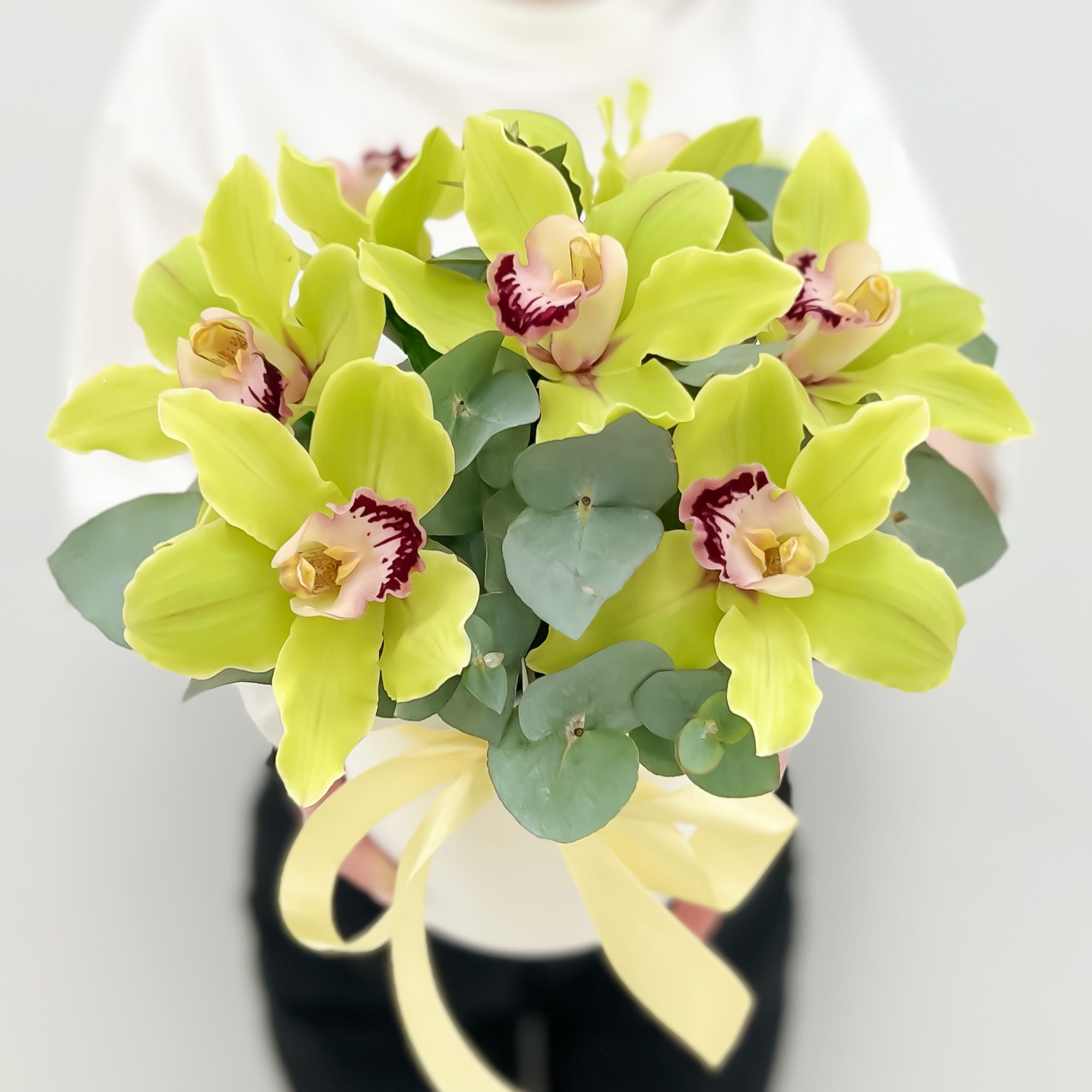 

Букет цветов Лэтуаль Flowers орхидея 25 см желтый, Орхидеи