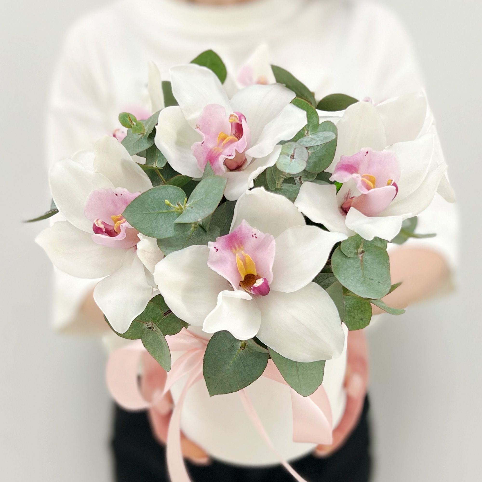 

Букет цветов Лэтуаль Flowers орхидея 25 см белый, Орхидеи