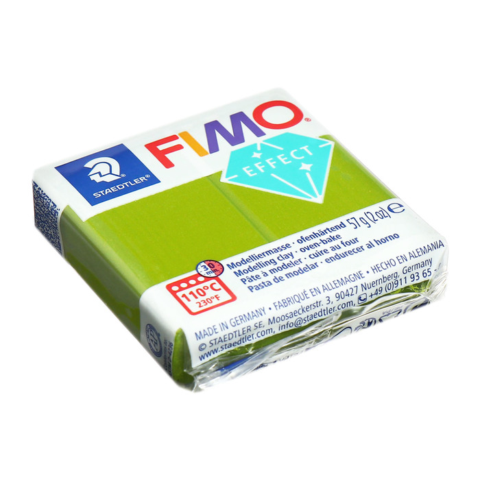

Пластика-полимерная глина запекаемая FIMO effect зеленый металлик 8010-51 57г