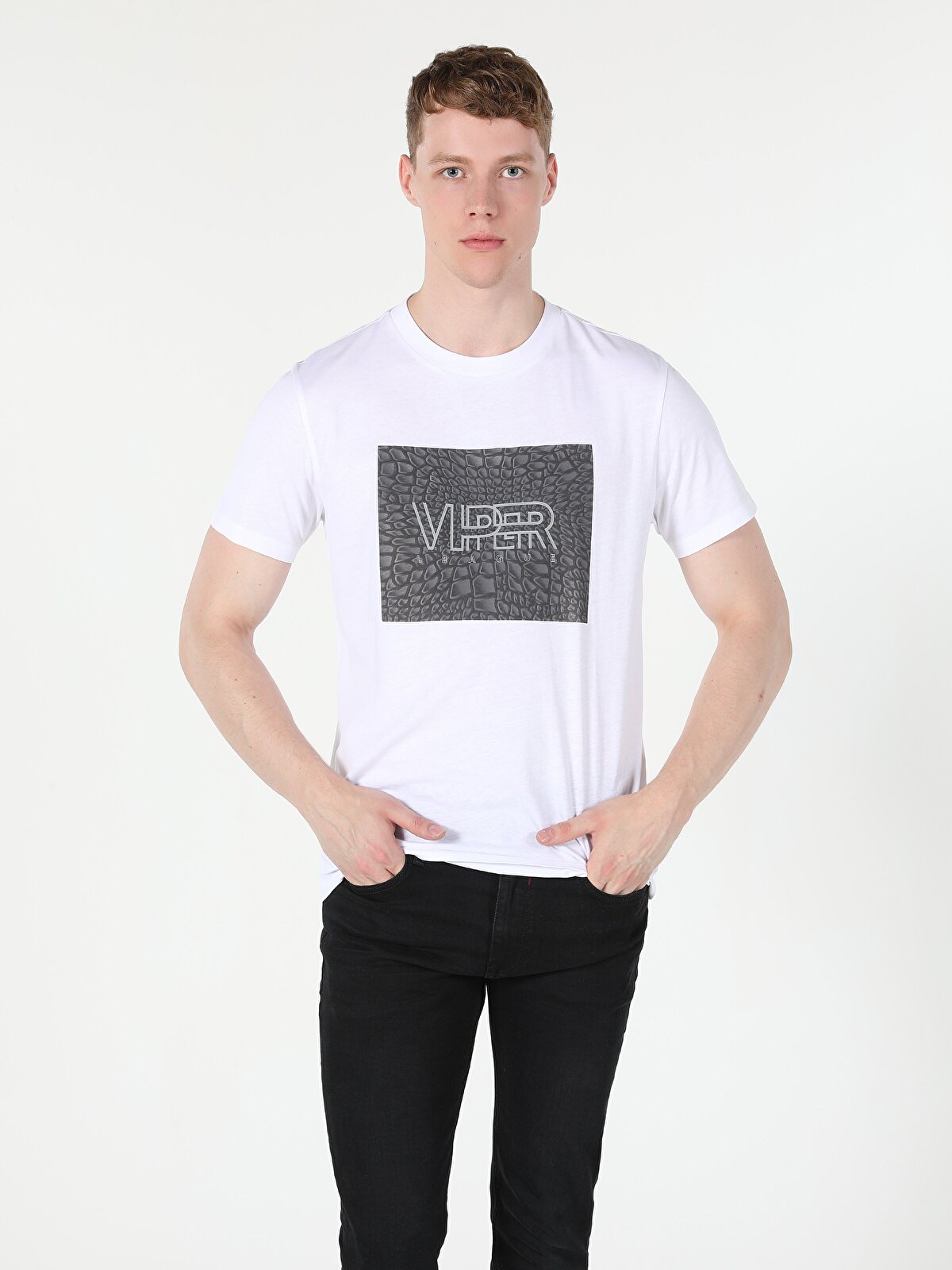 

Футболка мужская Colin's CL1059642_Q1.V1_WHT белая S, Белый, CL1059642_Q1.V1_WHT