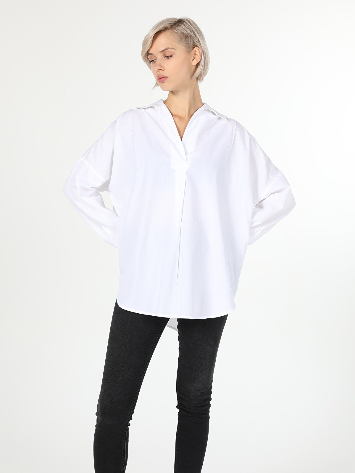 

Блуза женская Colin's CL1059741_Q1.V1_WHT белая XS, Белый, CL1059741_Q1.V1_WHT