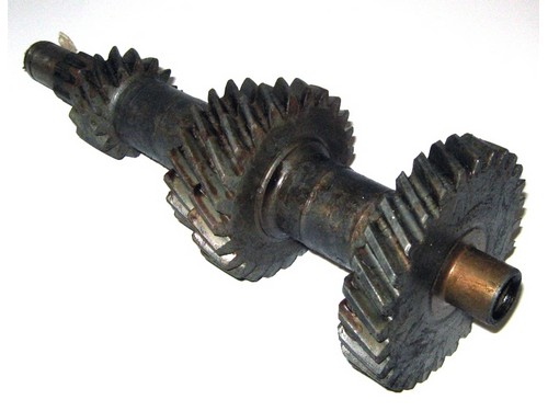 

LADA Вал промежуточный КПП 2105,2107 (5-ступ) 14 зуб.(ОАО АВТОВАЗ)