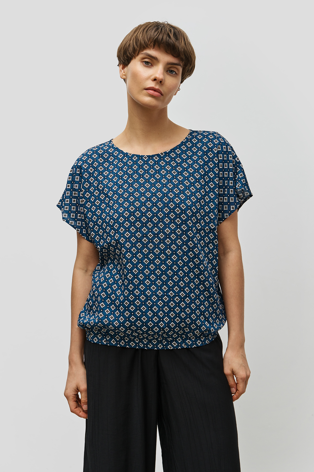 

Блуза женская Baon B191011 синяя 2XL, B191011