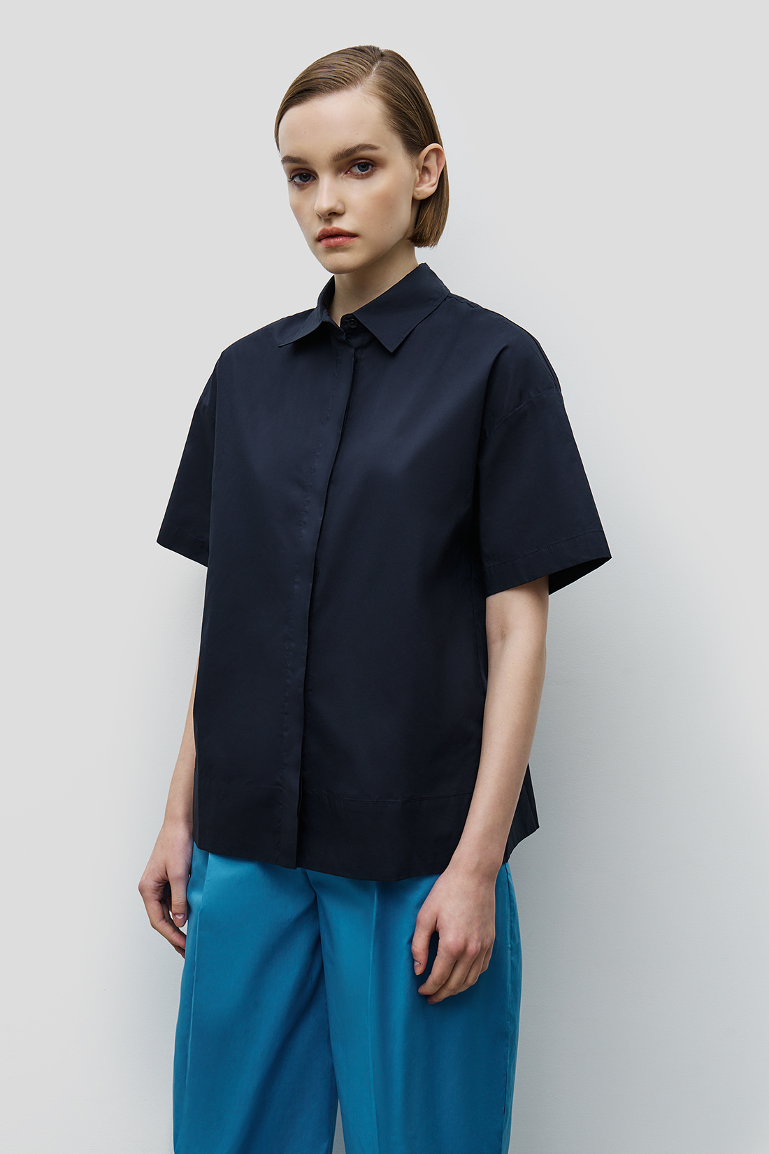 

Блуза женская Baon B1923009 синяя 2XL, Синий, B1923009