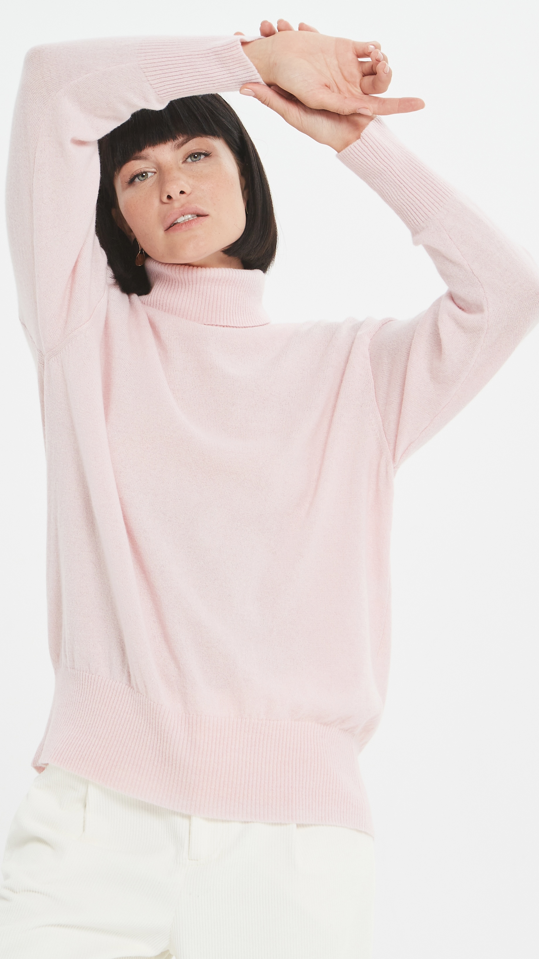 

Свитер женский BonnyWool BW00151-1 розовый M/L, BW00206VS-2