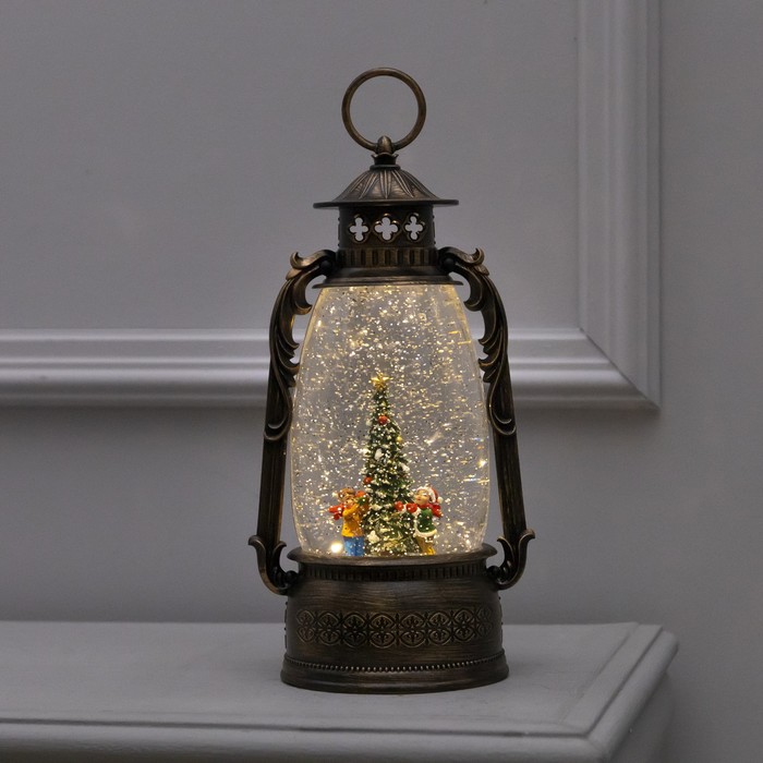 

Световая фигура Luazon Lighting Фонарь с детьми и елкой Р00011586 белый теплый, Фонарь с детьми и елкой