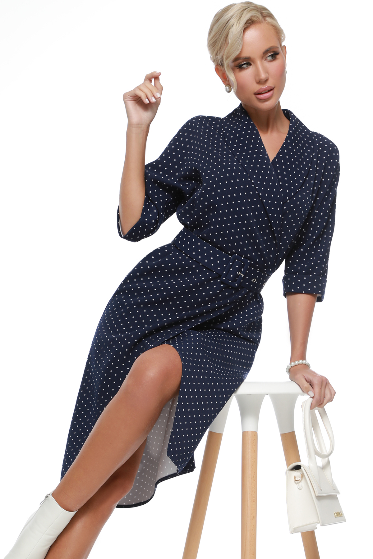 

Платье женское DSTrend 442 синее 52 RU, Синий, 0442