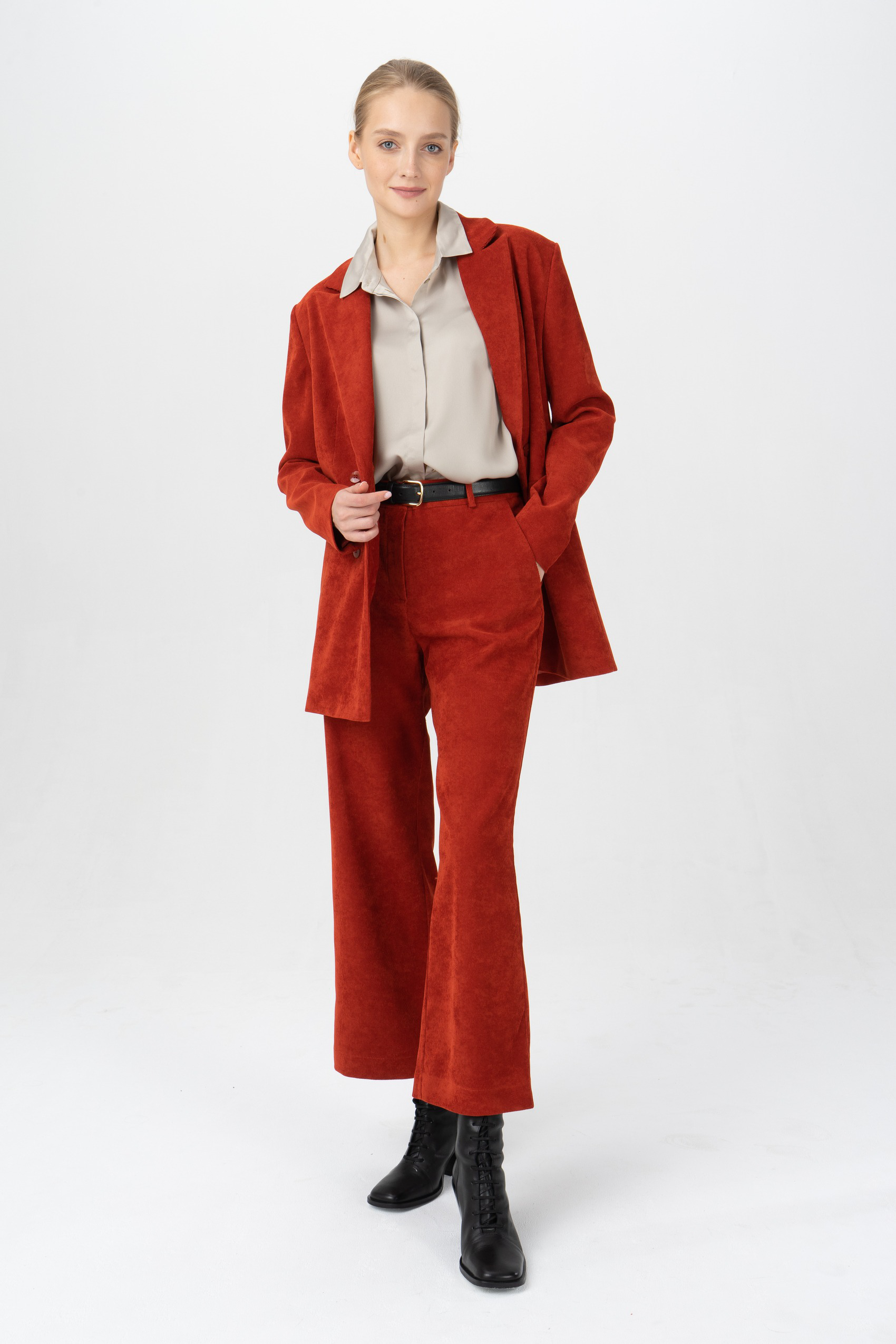 

Брюки женские Ennergiia AW23-V051 оранжевые 44 RU, AW23-V051