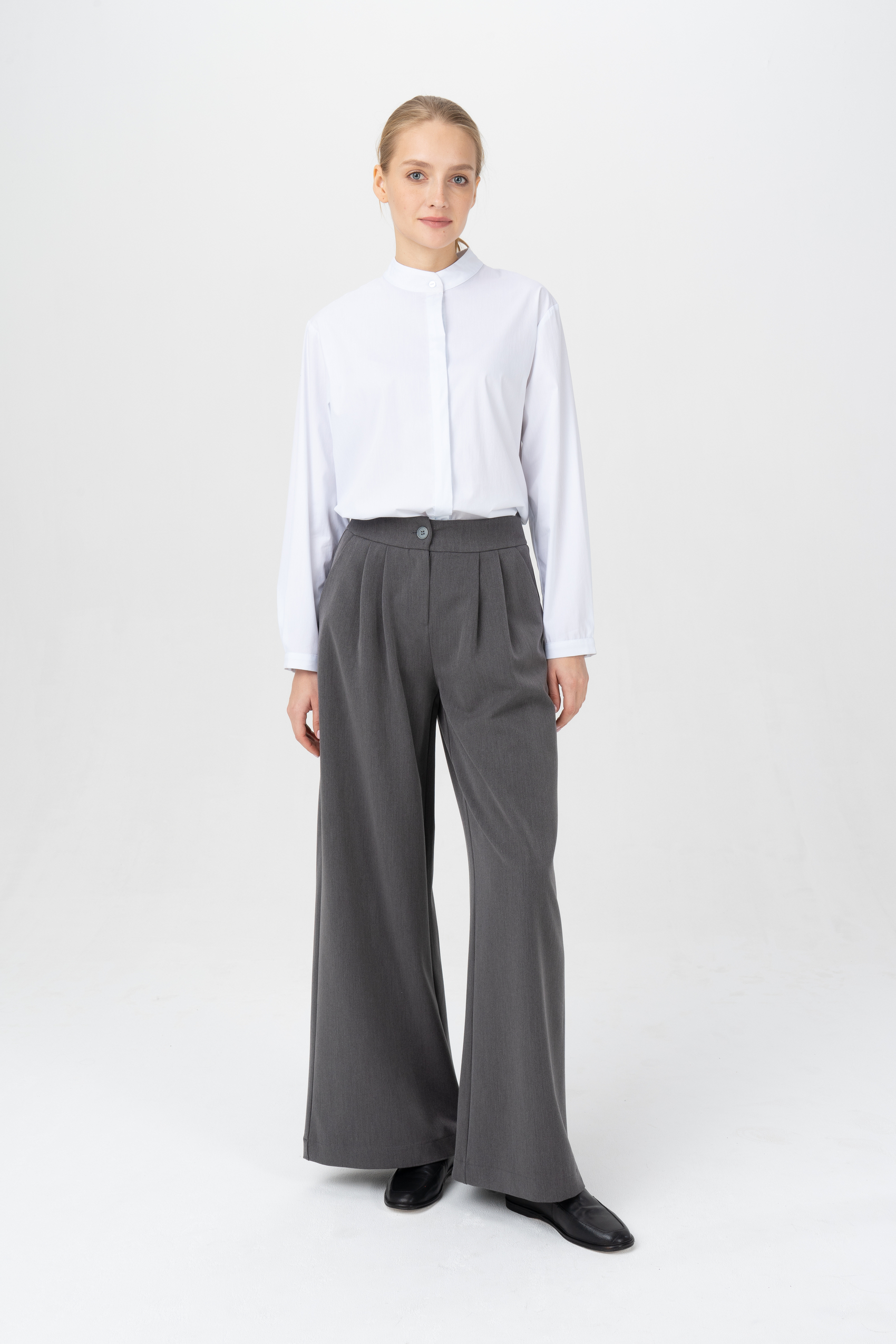 

Брюки женские Ennergiia AW23-SH10 серые 44 RU, AW23-SH10