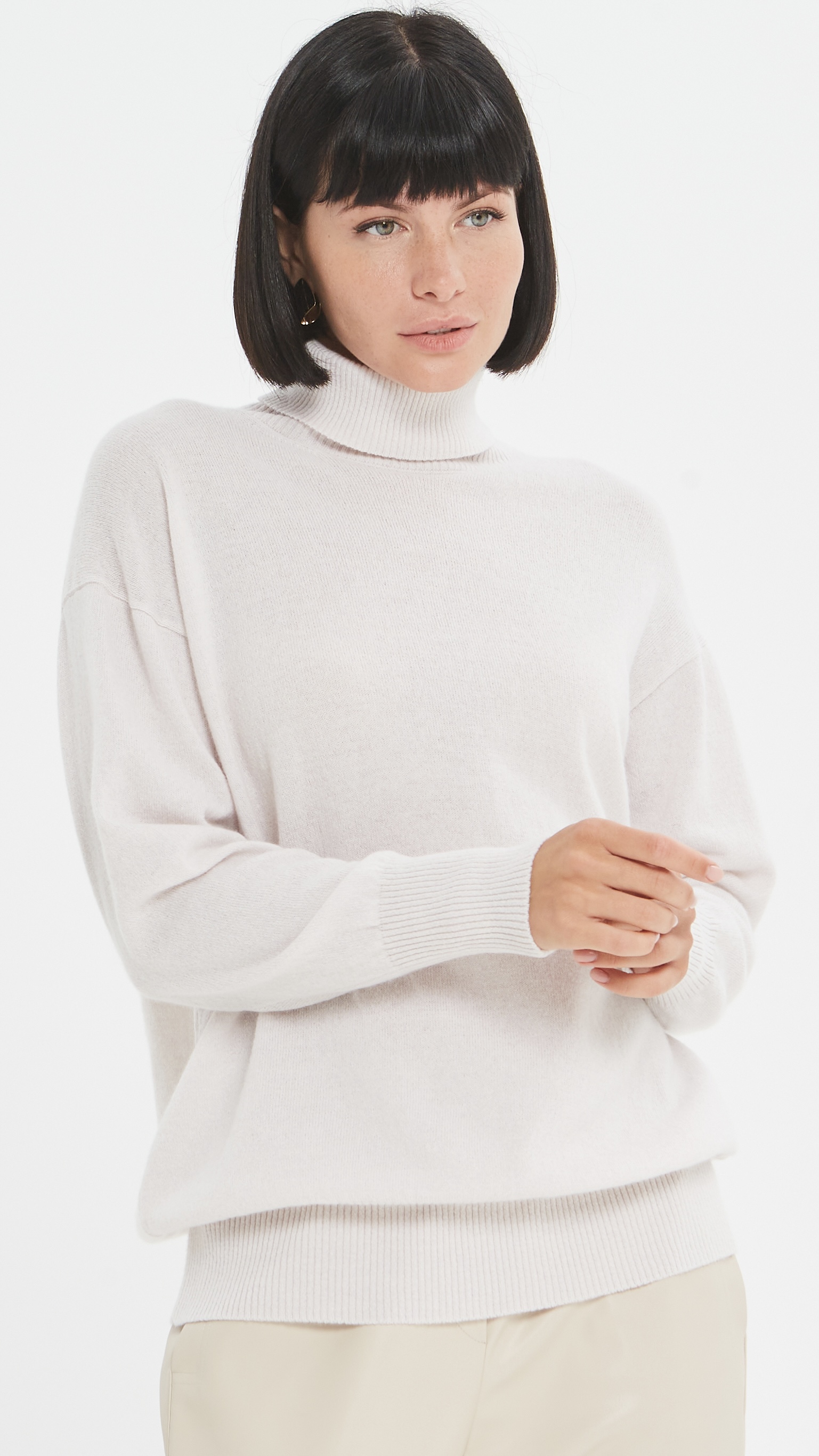 

Свитер женский BonnyWool BW00206-1 белый XS/S, BW00206VS-2