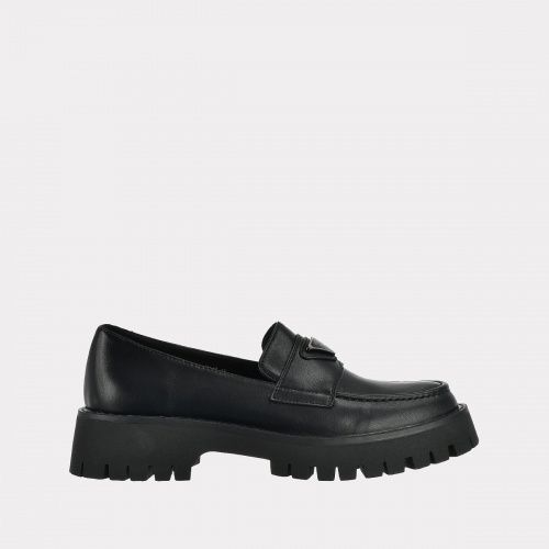 

Лоферы женские Versiya shop H115 черные 38 RU, H115