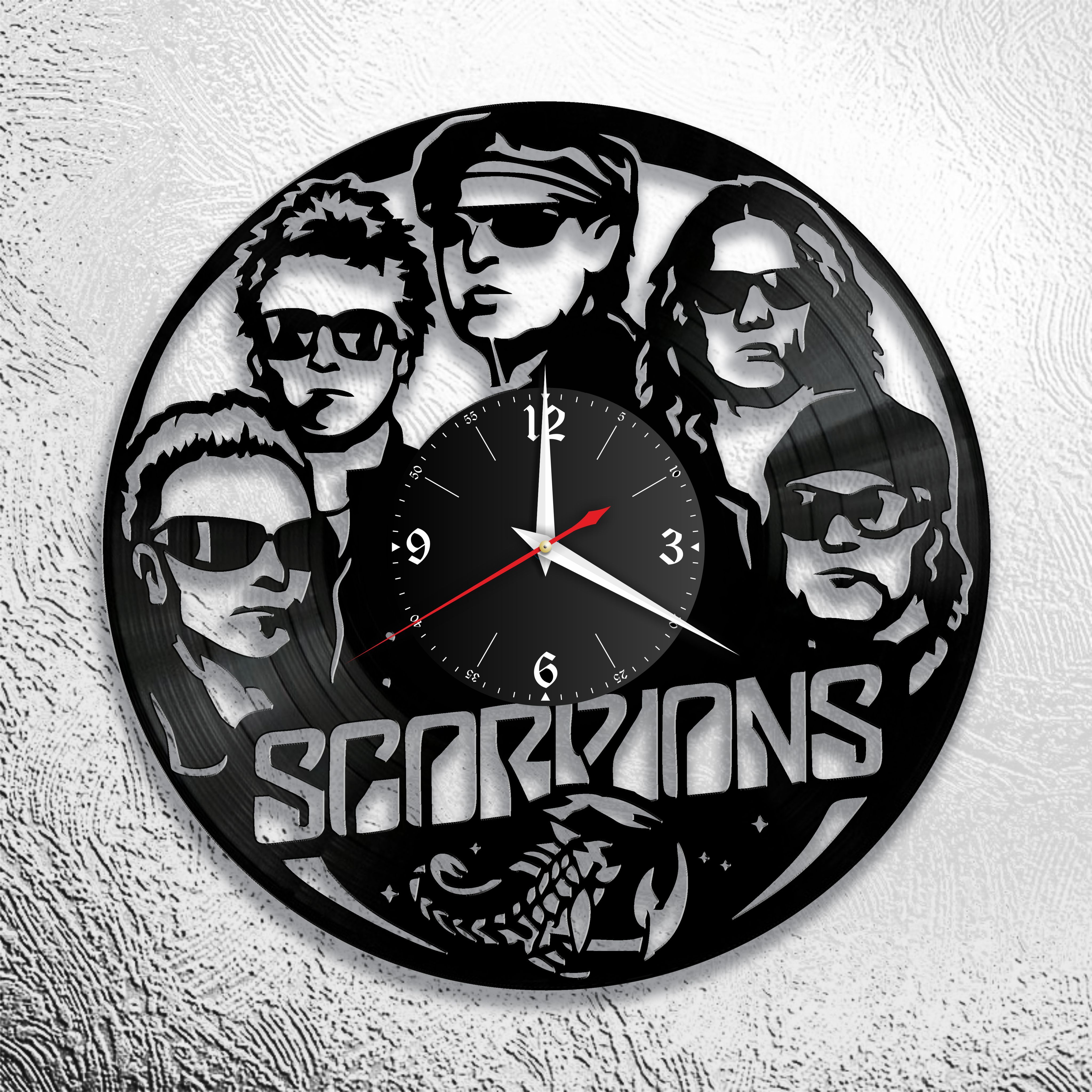 

Настенные часы из виниловой пластинки с группой Scorpions, Scorpions