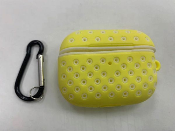 

Силиконовый чехол для Apple AirPods Pro Yellow-White с перфорацией, Желтый, Чехол силиконовый для наушников Apple AirPods Pro