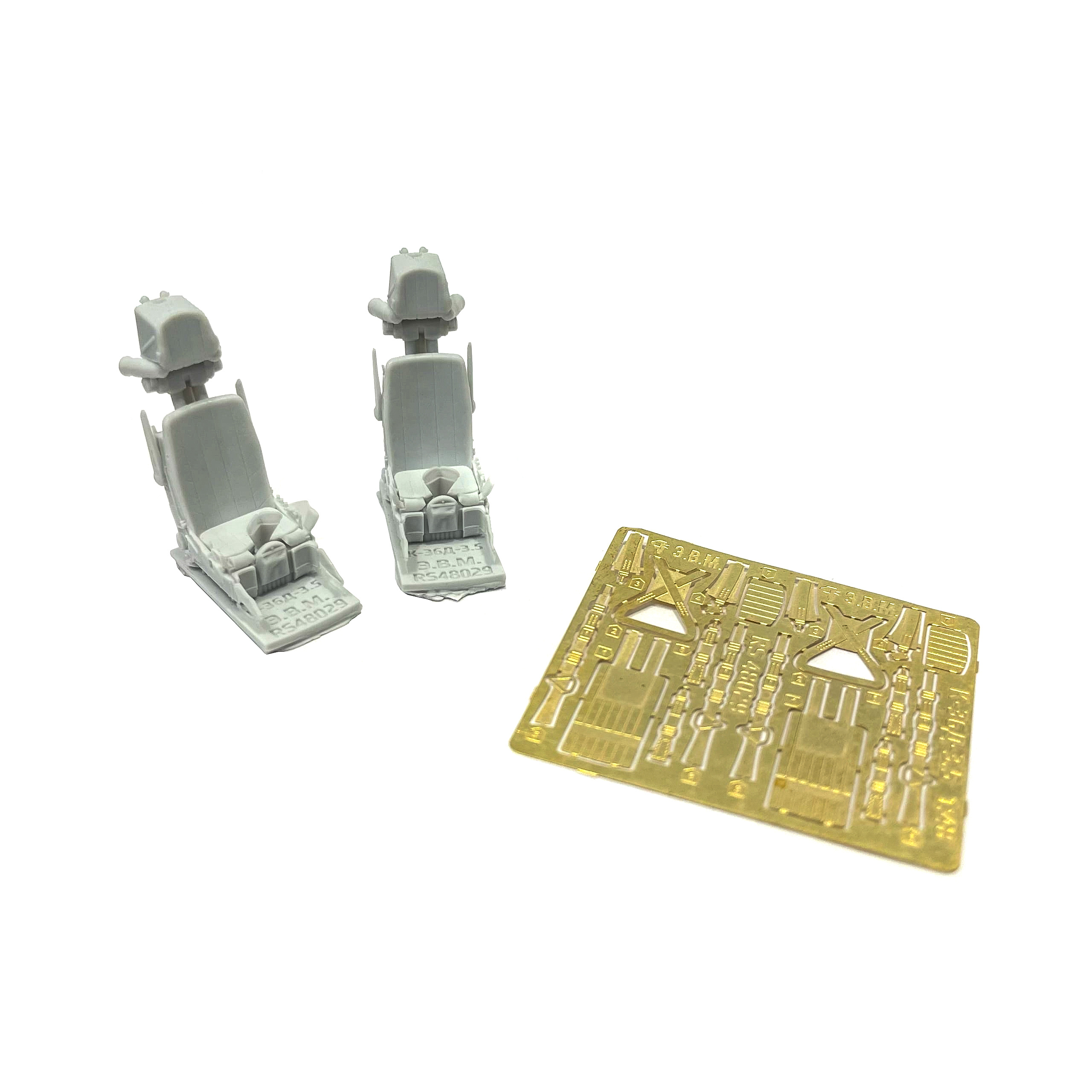 

Кресла Э.В.М. 1/48 пилотов К-36Д-3,5 RS48029