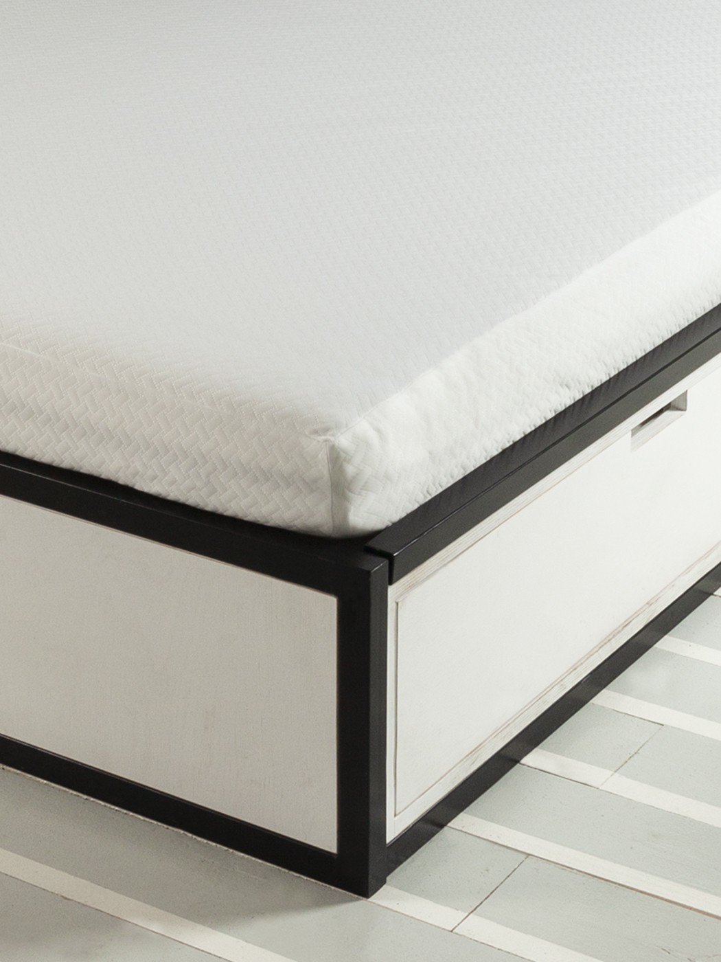 Натяжной непромокаемый наматрасник Ambesonne на резинке на двуспальную кровать 180х200 см