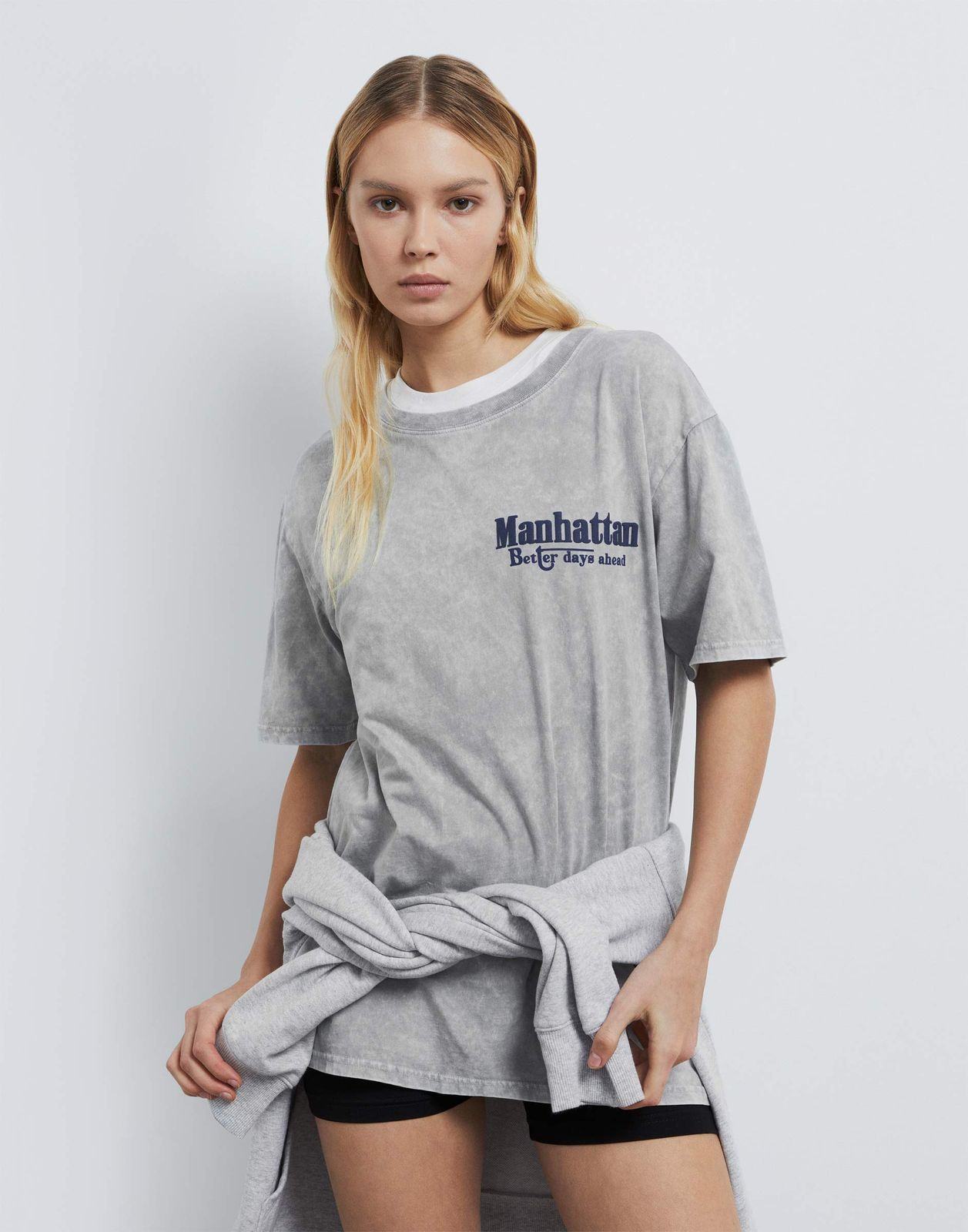 

Футболка женская Gloria Jeans GKT024701 серая XL (52-54), Серый, GKT024701