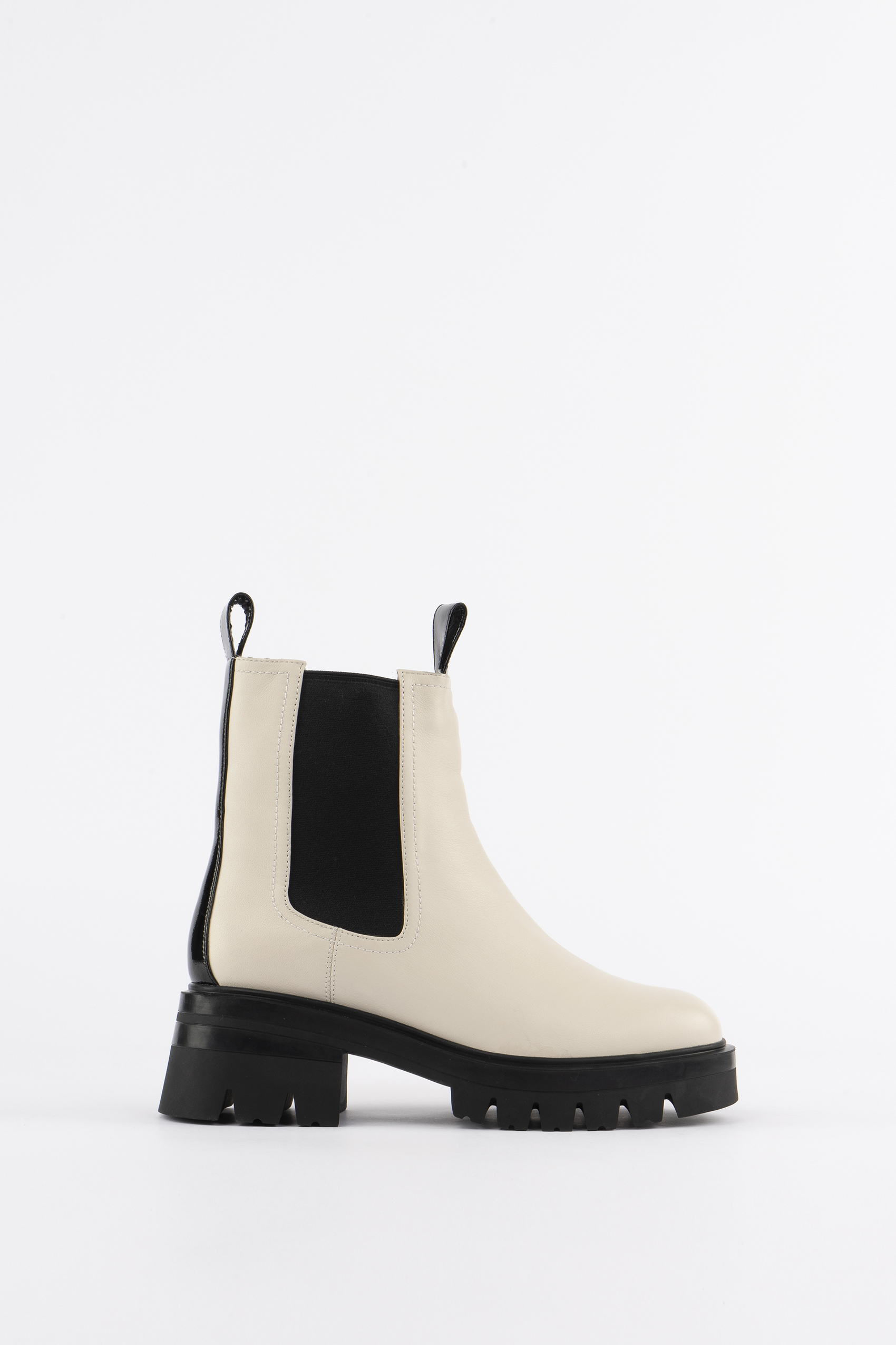 

Ботинки женские CORSOCOMO CC11942-WN белые 37 RU, CC11942-WN