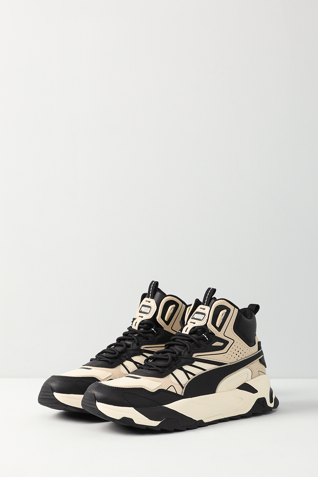 

Кроссовки мужские PUMA 39398505 черные 43 RU, Черный, 39398505