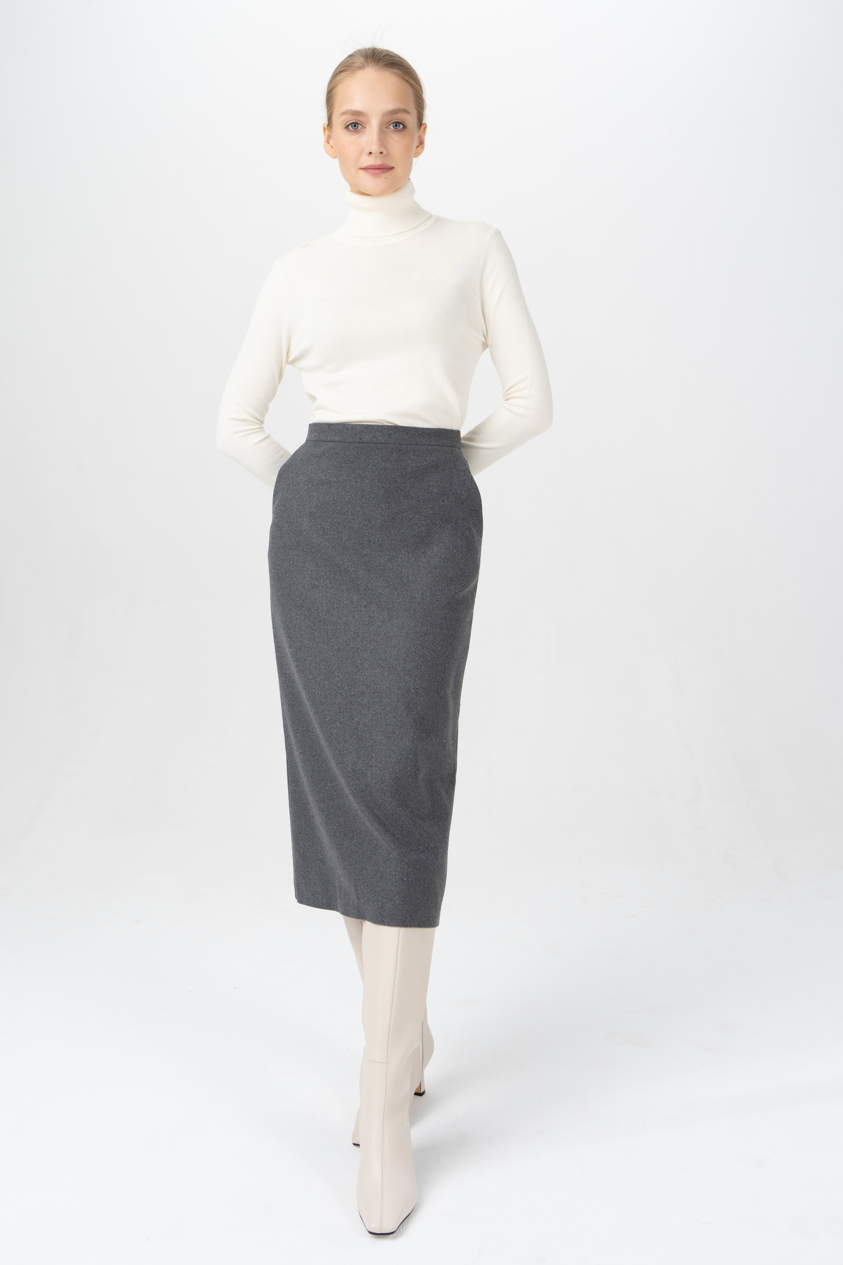 

Юбка женская Ennergiia AW23-SH07 серая 46 RU, AW23-SH07