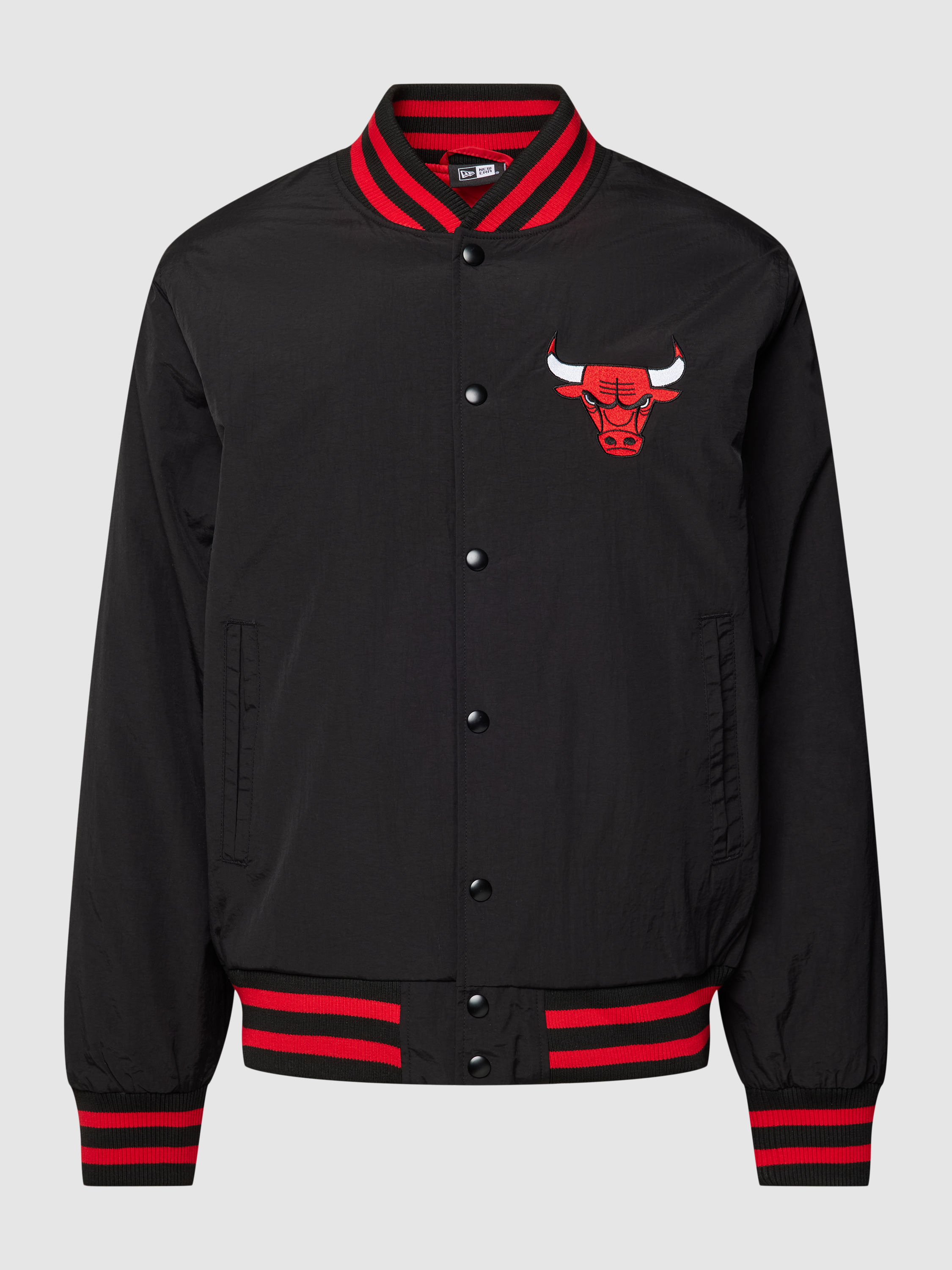 

Бомбер мужской NEW ERA 1760892 черный M (доставка из-за рубежа), 1760892
