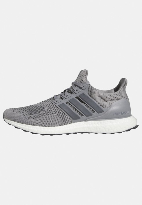 

Кроссовки мужские Adidas Sportswear Ultraboost серые 39 1/3 EU (доставка из-за рубежа), Серый, Ultraboost