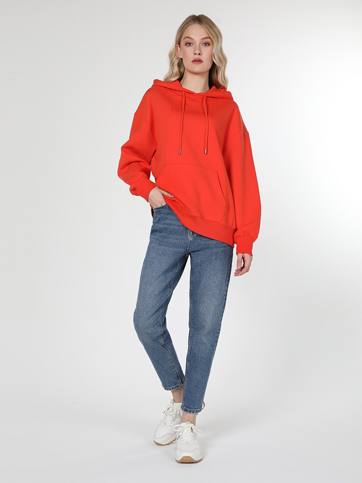 

Джинсы женские Colin's CL1061410_Q1.V1_DN42322 голубые 25-30, Голубой, CL1061410_Q1.V1_DN42322