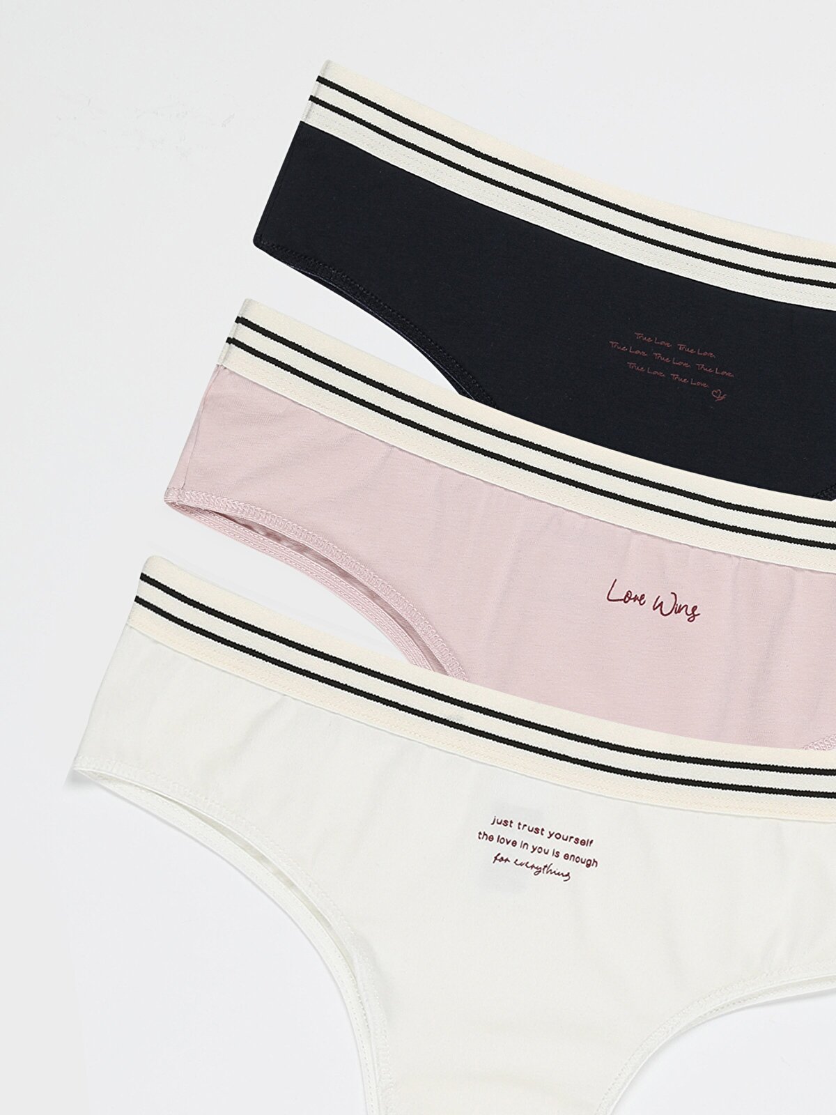 

Комплект трусов женских Colin's CL1061484_Q1.V1_MTC разноцветных XS, Разноцветный, CL1061484_Q1.V1_MTC