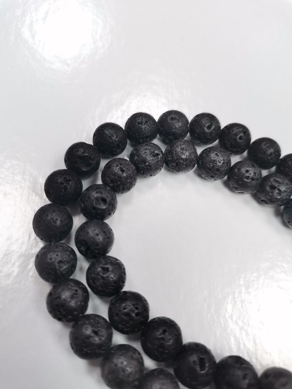 

Бусины Лава шарик 10мм, 39см, 38 бусин,50 гр, Черный, beads22